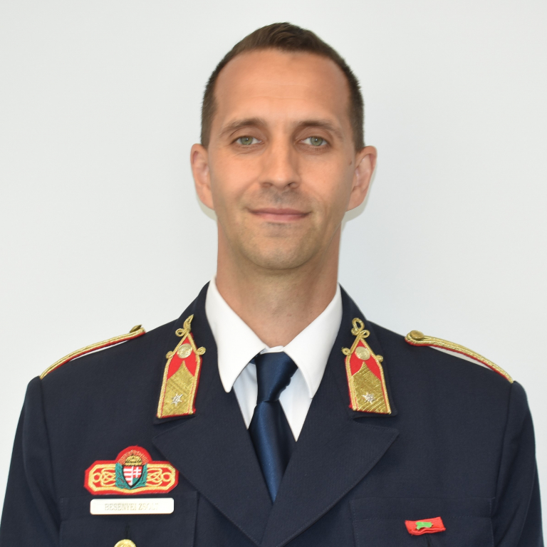 Besenyei Zsolt  fotója