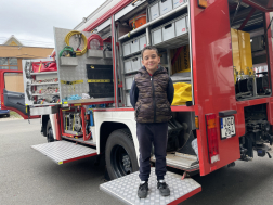 Gyermeknap a tűzoltólaktanyákban