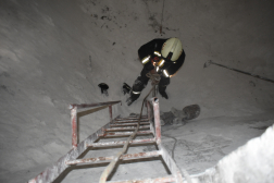 sérült mentése a silóból