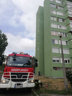 Begyakorló gyakorlat Egerben egy középmagas épületben