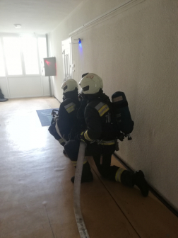 Begyakorló gyakorlat Egerben egy középmagas épületben