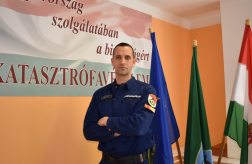 Besenyei Zsolt őrnagy