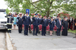 Tiszteleg az állomány