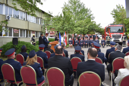 Beszédet mond a főfelügyelő