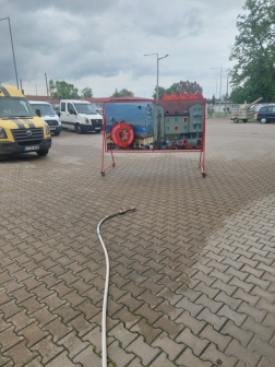 Locsolófal a képen