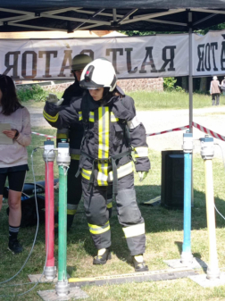 Időmérőt indít a tűzoltó