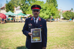 Gábor oklevéllel