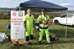 Magyar Nemzeti Mentődrónpilóták Egyesületének szakemberei