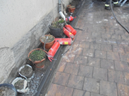 Gázpalackok a képen