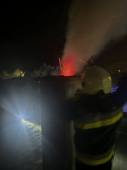 Tűzoltó a kéménynél