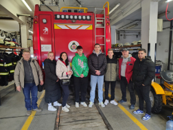 A szertárban a fiatalok