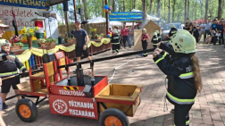 Tűzmanók bemutatója