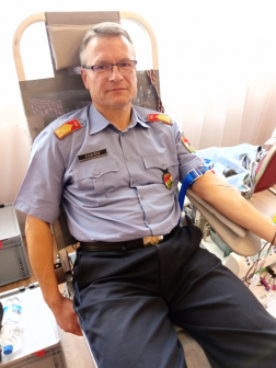 Önkéntes véradó kolléga