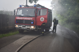 Tűz ütött ki egy feldolgozóüzemben