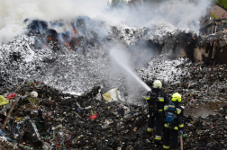  Eloltották a Lőrinci határában lévő feldolgozóüzemben keletkezett tüzet