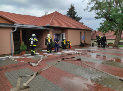 Vízsugarak megszerelve az oltáshoz