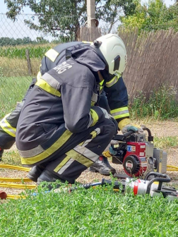 a feszítővágó működére kész