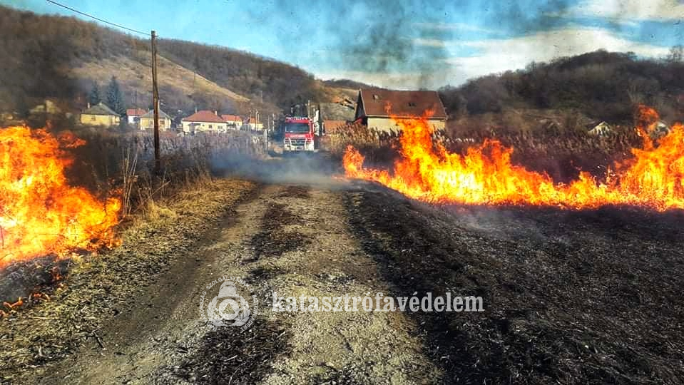 Tűzeset Ózd határában
